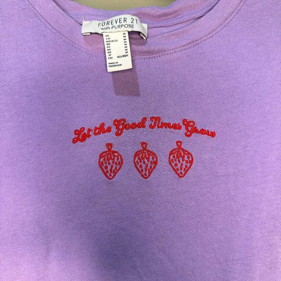 FOREVER 21 With A Purpose Strawberry Let the Good Times Grow T Shirt - Medium - Picture 5 of 6